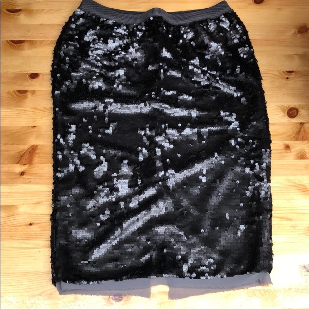 Women’s Whowhatwear Skirt!